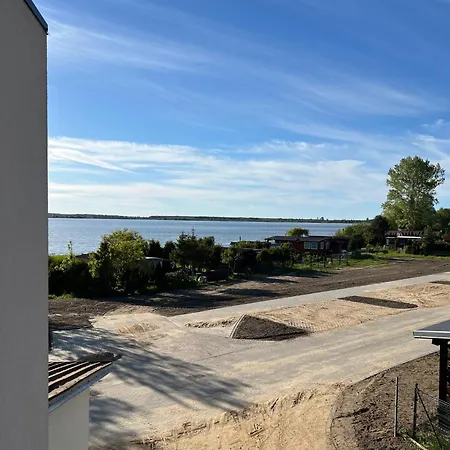 Feriehus Dom Nad Jeziorem Lubkowo