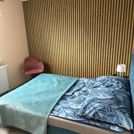 Dom Nad Jeziorem Casa de Férias *